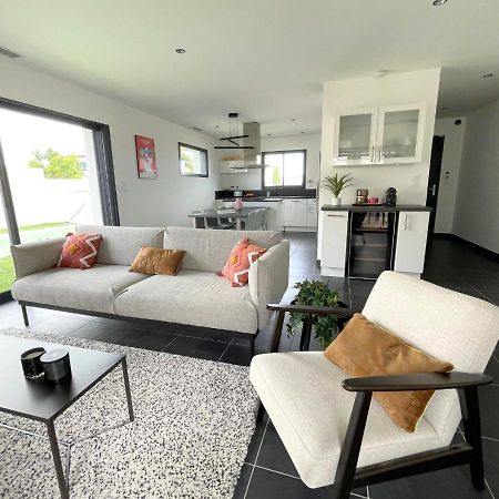 Villa Contemporaine Avec Piscine Chauffee Proche Des Plages Sauvian Zewnętrze zdjęcie